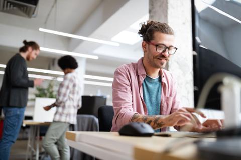 How to Differentiate Yourself from Fake Job Seekers