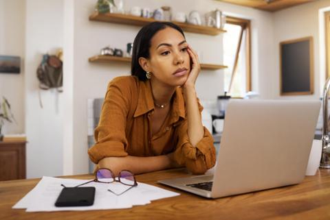 Navigating the Mixed Signals About Using AI in Your Job Search